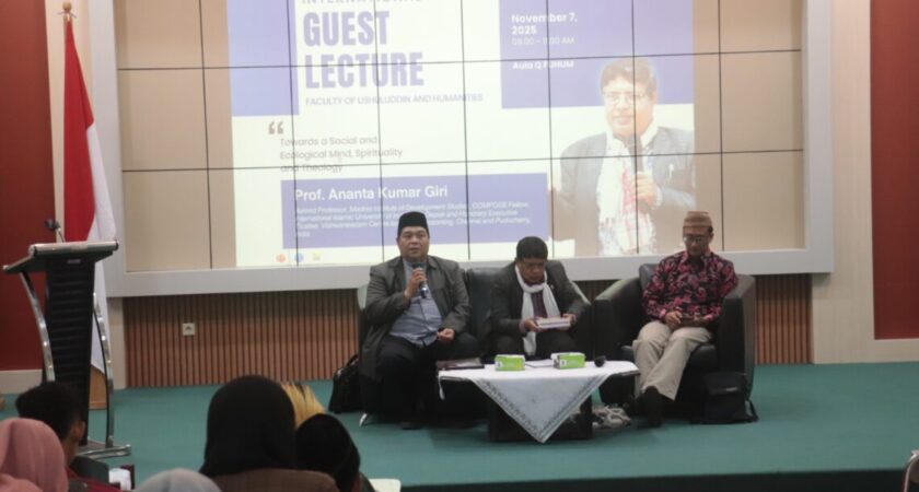 FUHUM UIN Walisongo Gelar International Guest Lecture Bersama Prof. Ananta Kumar Giri