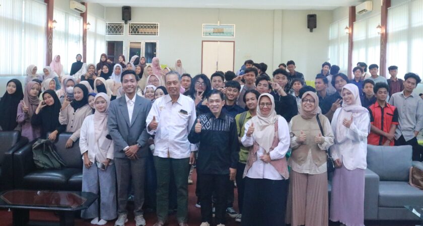 Fahruddin Faiz Ajak Mahasiswa Jadi Manusia Kritis dan Bijaksana di Era Digital